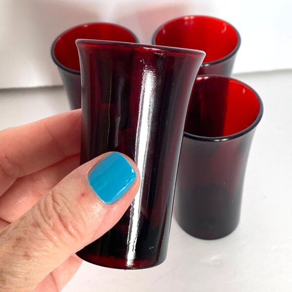 Anchor Hocking Royal Ruby 1.5 Oz Shot Whiskey Glasses Slender 3in Vtg Barware - Picture 3 of 6